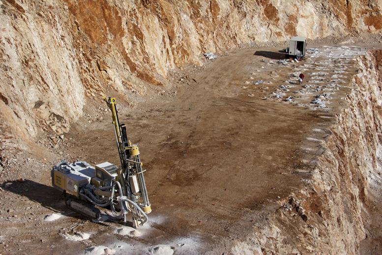 Trevali Mining Finds High-Grade Zinc at the Santander Pipe