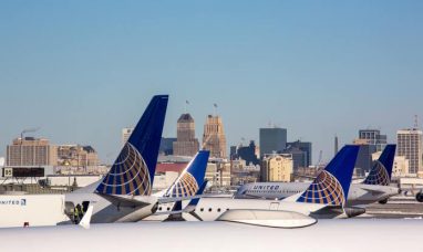 United Airlines Stock Plummets Due to Dismal 4Q Prof...