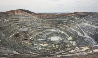 PANTHER MINERALS ENTERS INTO NON-BINDING LOI TO ACQU...