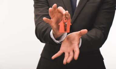 Start Up Celebrates One Year Anniversary after Closi...