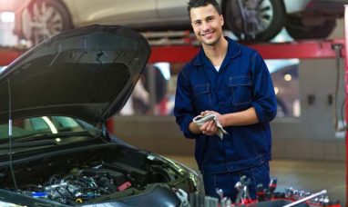 Pony.ai and Dubai RTA Co-Reveal Robotaxi Introductio...