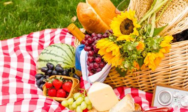 Clean Habits Launches at Mother’s Market &...