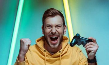 Aristocrat Gaming™ Wins Land-Based License to Develo...