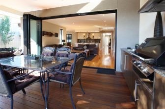 transcosmos and V, Inc. launch metaverse creator services for VRChat via Geek Jack, transcosmos’s cross-border e-commerce site for entertainment items