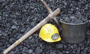 Fourth consecutive platinum market deficit forecast ...