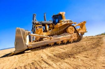RATHDOWNEY: ANNOUNCES CLOSING OF FIRST TRANCHE OF PRIVATE PLACEMENT FINANCING
