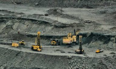 REPORT OF ACQUISITION OF COMMON SHARES OF FINLAY MIN...
