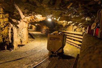 High-Resolution Ground Magnetics Unlocks New Drill Targets at Dumbwa